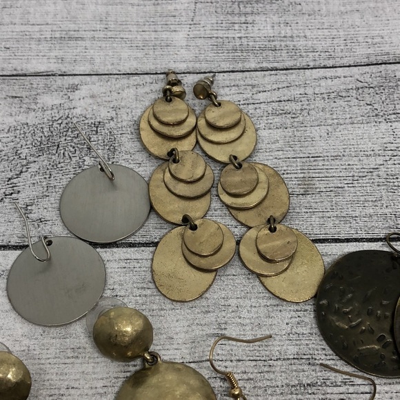 Curated bundle 6 modernist style earrings - Picture 5 of 5